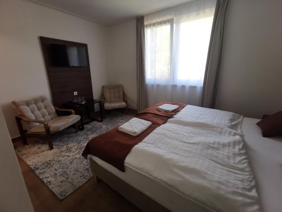 Laguna Panzio 加尔多尼 外观 照片